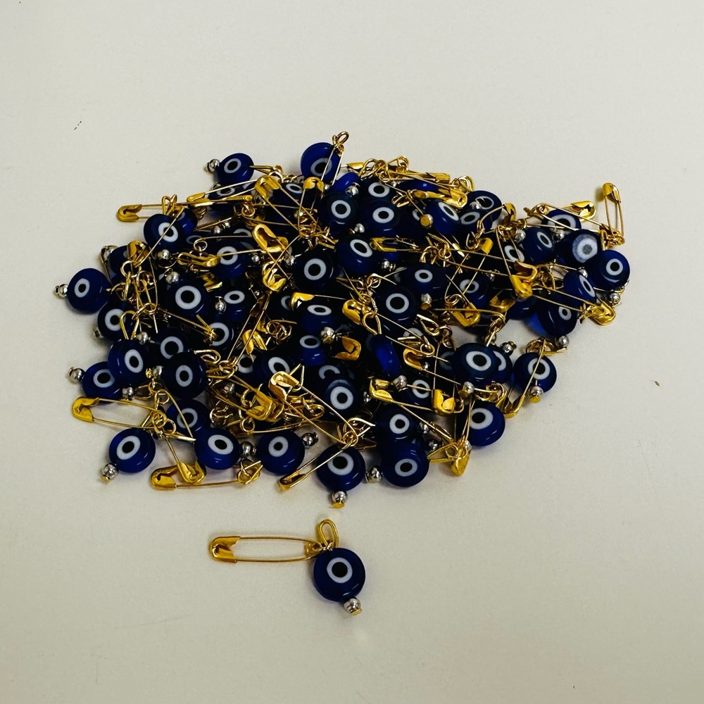 Evil eye pin 🧷